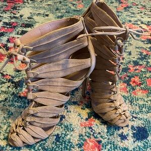 Sergio Rossi Tan and Gold Suede Caged Peep Toe 4” Heels Size 10.5